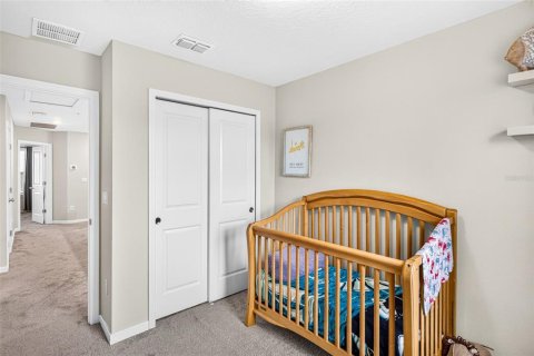 Townhouse in PINEWOOD RESERVE in Orlando, Florida 3 bedrooms, 150.5 sq.m. № 2226003 - photo 12