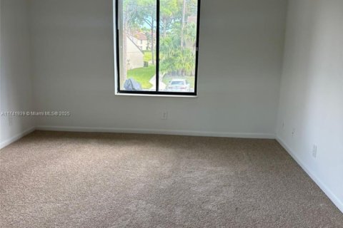 Condo in Greenacres, Florida, 2 bedrooms  № 1696956 - photo 24
