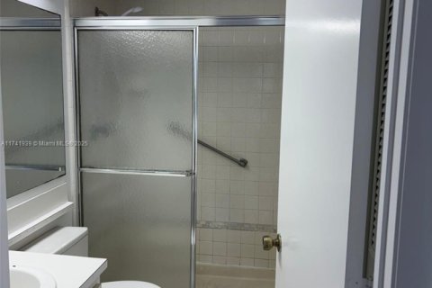 Condo in Greenacres, Florida, 2 bedrooms  № 1696956 - photo 30