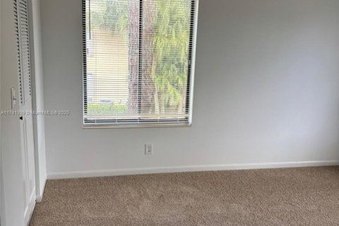 Condo in Greenacres, Florida, 2 bedrooms  № 1696956 - photo 28