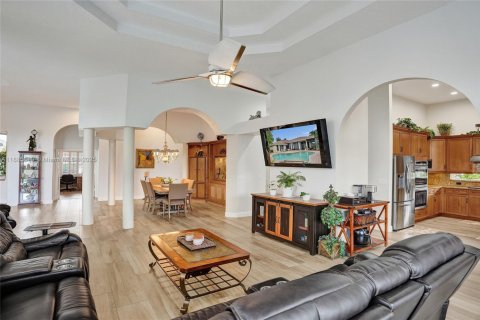 Villa ou maison à vendre à Coral Springs, Floride: 5 chambres, 273.32 m2 № 1932332 - photo 20