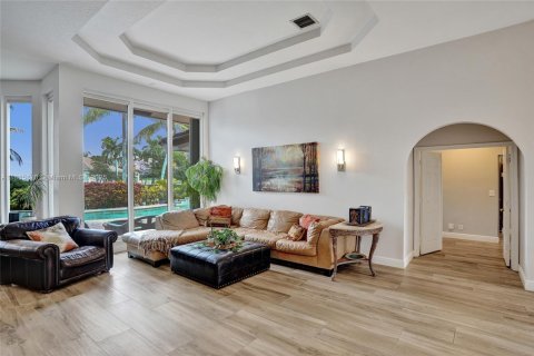 Villa ou maison à vendre à Coral Springs, Floride: 5 chambres, 273.32 m2 № 1932332 - photo 10