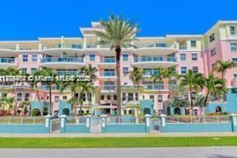 Adosado en alquiler en Deerfield Beach, Florida, 3 dormitorios, 216.18 m2 № 1868549 - foto 7