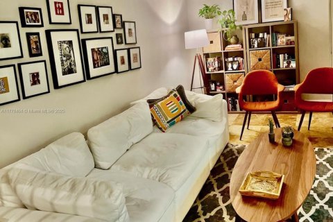 Adosado en alquiler en Deerfield Beach, Florida, 3 dormitorios, 216.18 m2 № 1868549 - foto 11