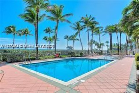 Adosado en alquiler en Deerfield Beach, Florida, 3 dormitorios, 216.18 m2 № 1868549 - foto 8