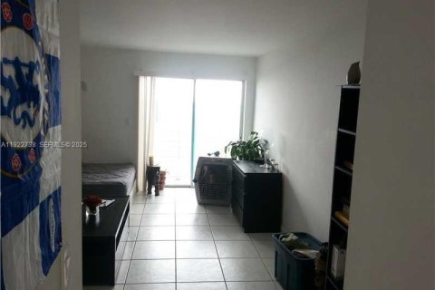 Copropriété à louer à Miami Beach, Floride: 34.37 m2 № 1976706 - photo 7
