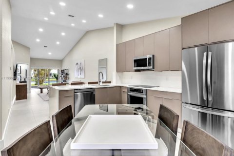 Villa ou maison à louer à Delray Beach, Floride: 2 chambres, 109.16 m2 № 2064011 - photo 13