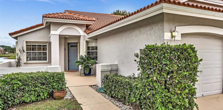 Villa ou maison à Delray Beach, Floride 2 chambres, 109.16 m2 № 2064011