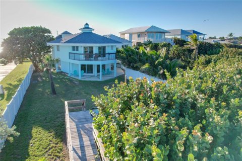 House in Vero Beach, Florida 3 bedrooms, 176.51 sq.m. № 2366356 - photo 24