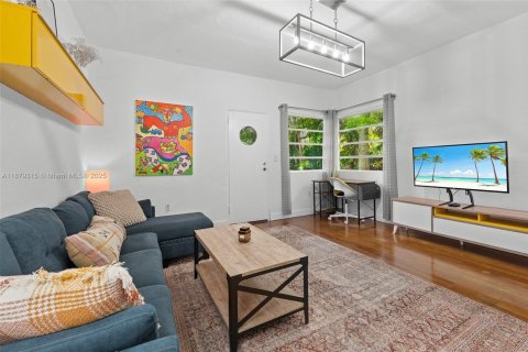 Condo à Miami Beach, Floride, 1 chambre  № 1983171