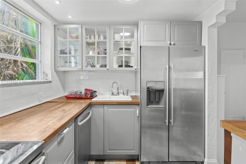 Copropriété à vendre à Miami Beach, Floride: 1 chambre, 66.89 m2 № 1983171 - photo 14