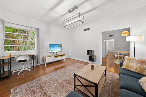 Copropriété à vendre à Miami Beach, Floride: 1 chambre, 66.89 m2 № 1983171 - photo 8