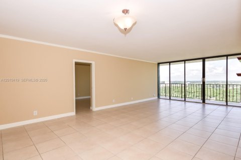 Copropriété à louer à Miami, Floride: 2 chambres, 113.25 m2 № 2169484 - photo 5