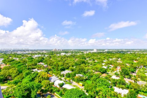 Copropriété à louer à Miami, Floride: 2 chambres, 113.25 m2 № 2169484 - photo 16