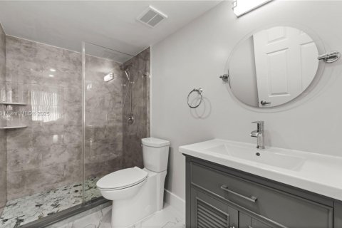 Condominio en venta en Miami, Florida, 2 dormitorios, 81.1 m2 № 1950114 - foto 15