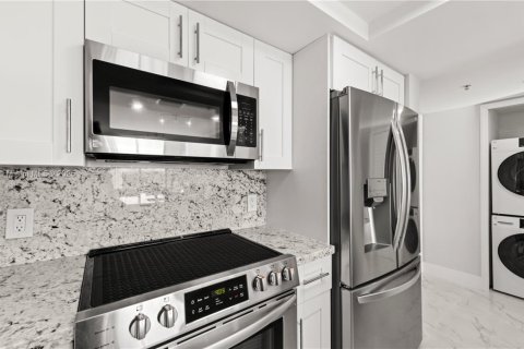 Condominio en venta en Miami, Florida, 2 dormitorios, 81.1 m2 № 1950114 - foto 7