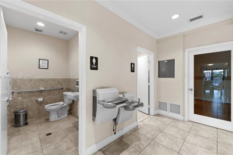 Condominio en venta en Miami, Florida, 2 dormitorios, 81.1 m2 № 1950114 - foto 30