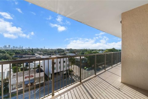 Condominio en venta en Miami, Florida, 2 dormitorios, 81.1 m2 № 1950114 - foto 22