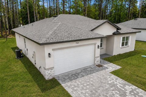 Casa en Citrus Springs, Florida 4 dormitorios, 172.71 m2 № 2321300