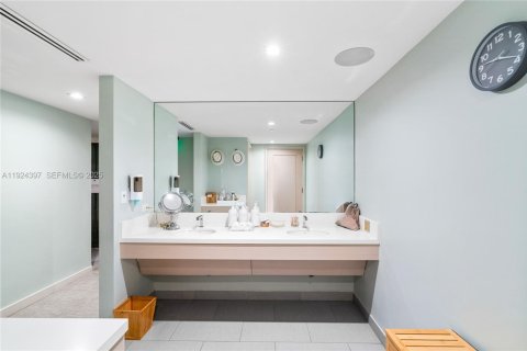 Condominio en venta en Fort Lauderdale, Florida, 41.34 m2 № 1988214 - foto 26