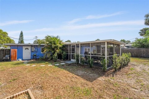 House in Orlando, Florida 2 bedrooms, 120.03 sq.m. № 1732197 - photo 23
