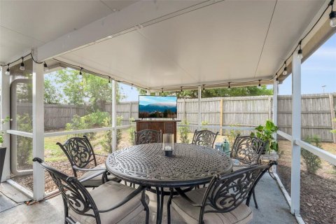 House in Orlando, Florida 2 bedrooms, 120.03 sq.m. № 1732197 - photo 19
