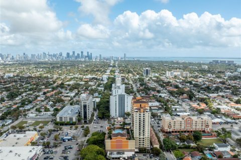 Купить кондоминиум в Майами, Флорида 2 спальни, 111.48м2, № 2045560 - фото 25