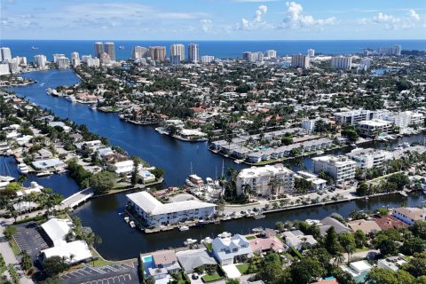 Condominio en venta en Fort Lauderdale, Florida, 2 dormitorios, 74.32 m2 № 1954043 - foto 30