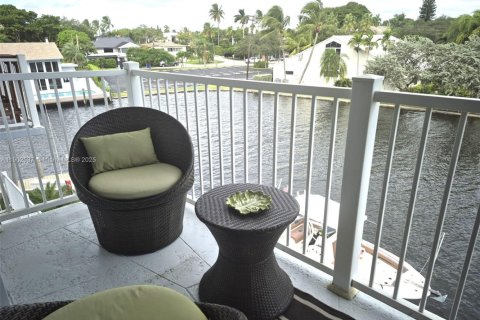 Condominio en venta en Fort Lauderdale, Florida, 2 dormitorios, 74.32 m2 № 1954043 - foto 19