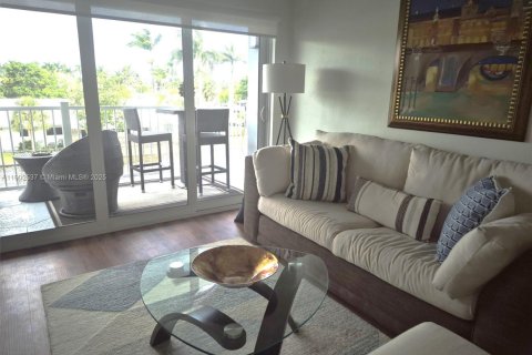 Condominio en venta en Fort Lauderdale, Florida, 2 dormitorios, 74.32 m2 № 1954043 - foto 15
