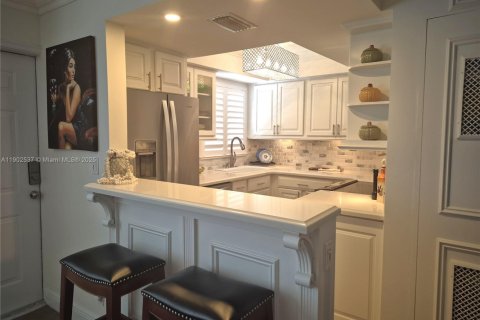 Condominio en venta en Fort Lauderdale, Florida, 2 dormitorios, 74.32 m2 № 1954043 - foto 8