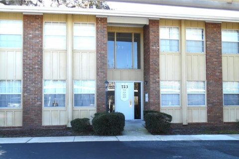 Condo in Leesburg, Florida, 2 bedrooms  № 1560572 - photo 1