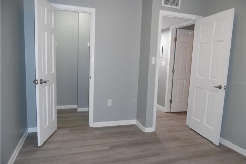 Condo in Leesburg, Florida, 2 bedrooms  № 1560572 - photo 20