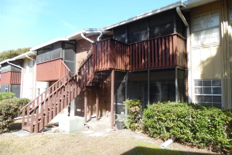 Condo in Leesburg, Florida, 2 bedrooms  № 1560572 - photo 27