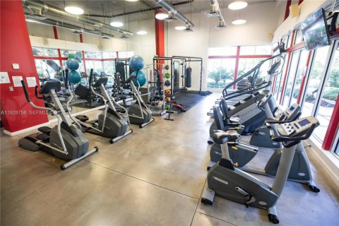 Снять в аренду кондоминиум в Майами, Флорида 1 спальня, 68.84м2, № 1987204 - фото 7