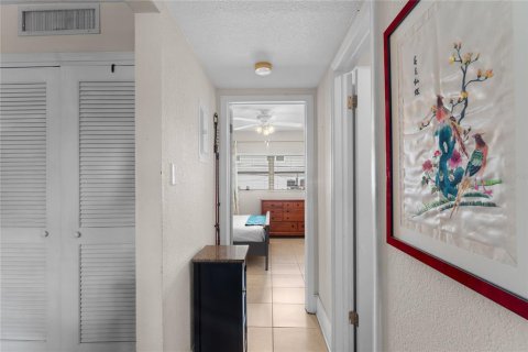 Copropriété à vendre à Tampa, Floride: 2 chambres, 79.71 m2 № 1898853 - photo 23