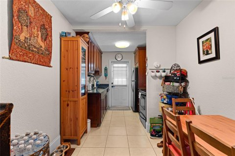 Copropriété à vendre à Tampa, Floride: 2 chambres, 79.71 m2 № 1898853 - photo 9