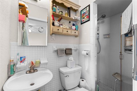 Copropriété à vendre à Tampa, Floride: 2 chambres, 79.71 m2 № 1898853 - photo 18