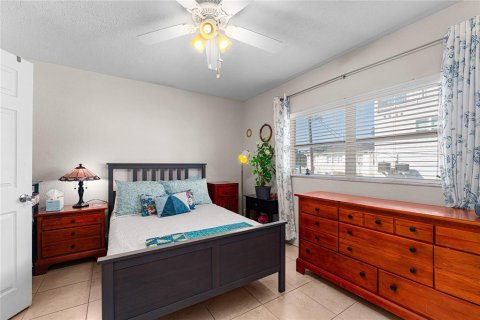 Copropriété à vendre à Tampa, Floride: 2 chambres, 79.71 m2 № 1898853 - photo 16
