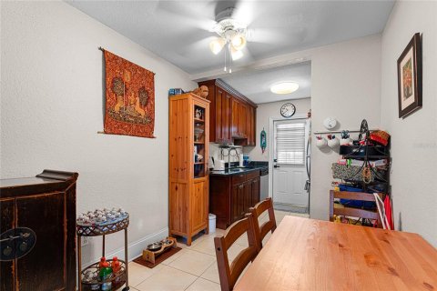 Copropriété à vendre à Tampa, Floride: 2 chambres, 79.71 m2 № 1898853 - photo 10