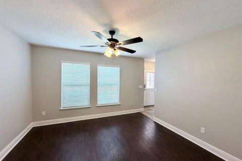 Casa en venta en Groveland, Florida, 5 dormitorios, 251.21 m2 № 2383643 - foto 20