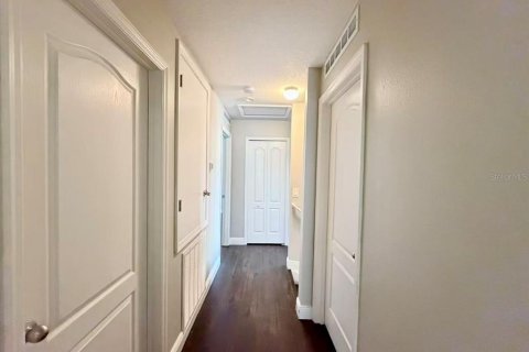 Casa en venta en Groveland, Florida, 5 dormitorios, 251.21 m2 № 2383643 - foto 29