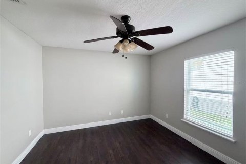 Casa en venta en Groveland, Florida, 5 dormitorios, 251.21 m2 № 2383643 - foto 19