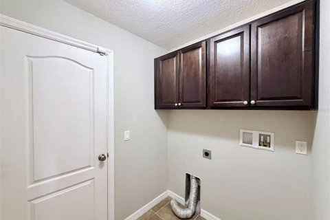 Casa en venta en Groveland, Florida, 5 dormitorios, 251.21 m2 № 2383643 - foto 13
