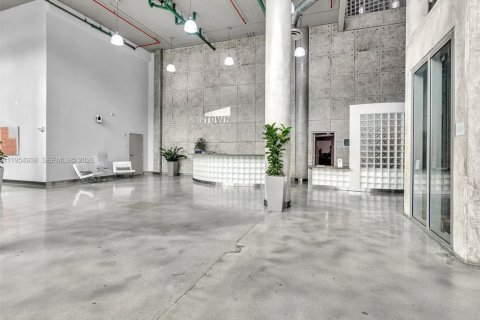 Condo in Aventura, Florida, 1 bedroom  № 2010328 - photo 28