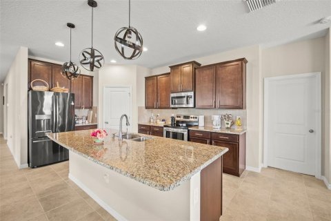Casa en venta en Bradenton, Florida, 4 dormitorios, 261.06 m2 № 1787482 - foto 11