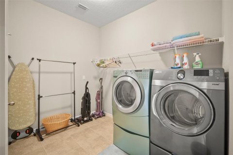 Casa en venta en Bradenton, Florida, 4 dormitorios, 261.06 m2 № 1787482 - foto 19
