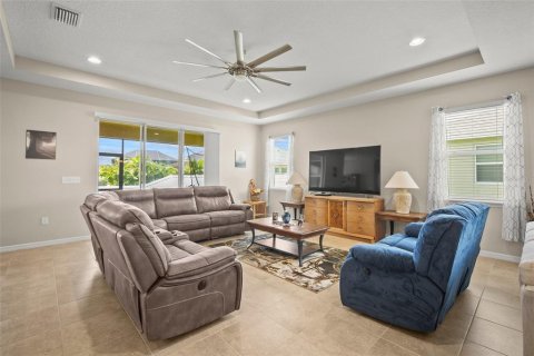 Casa en venta en Bradenton, Florida, 4 dormitorios, 261.06 m2 № 1787482 - foto 5