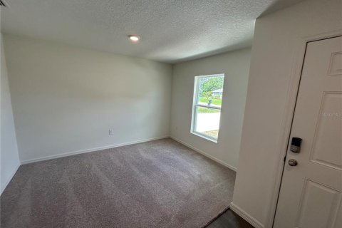 Casa en venta en Palm Coast, Florida, 4 dormitorios, 167.78 m2 № 1613994 - foto 2