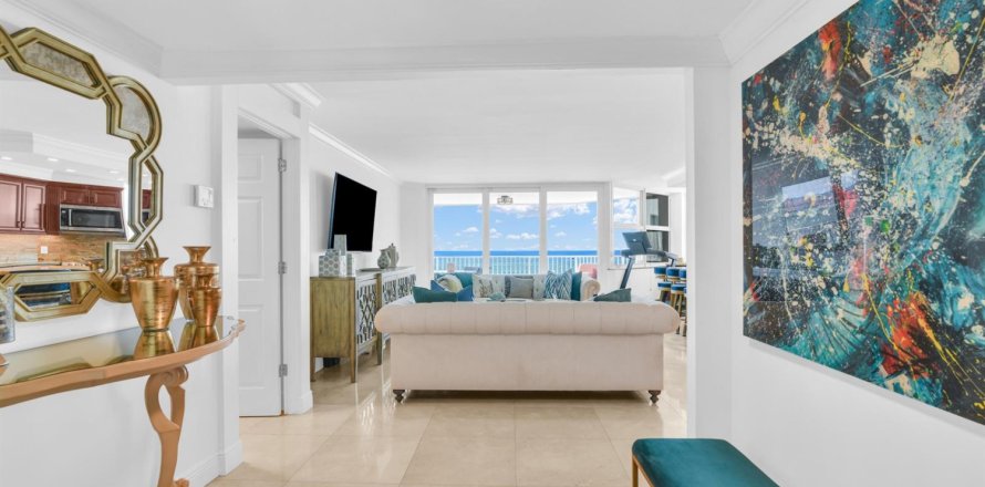 Condominio en Pompano Beach, Florida, 2 dormitorios  № 2084973